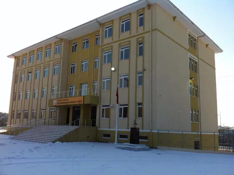 Güç Kardeşler Anadolu Lisesi