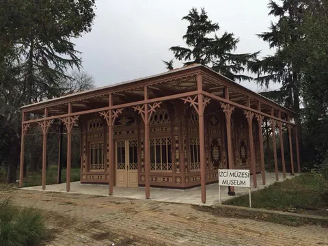 Sultanaziz Av Köşkü